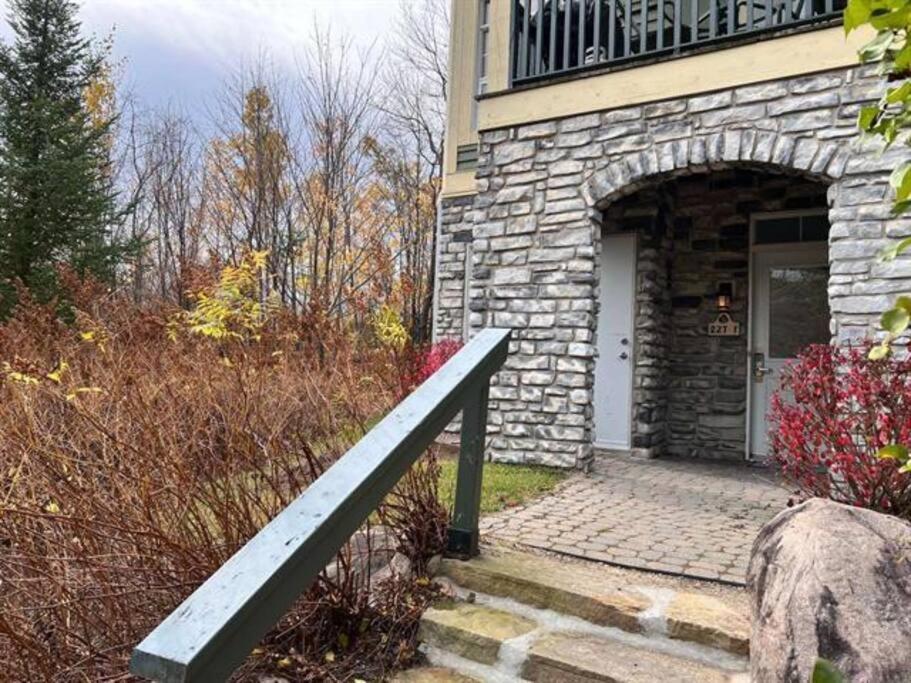 Tremblant Les Eaux 227-1 By Escapades Tremblant Apartment Mont-Tremblant Exterior foto